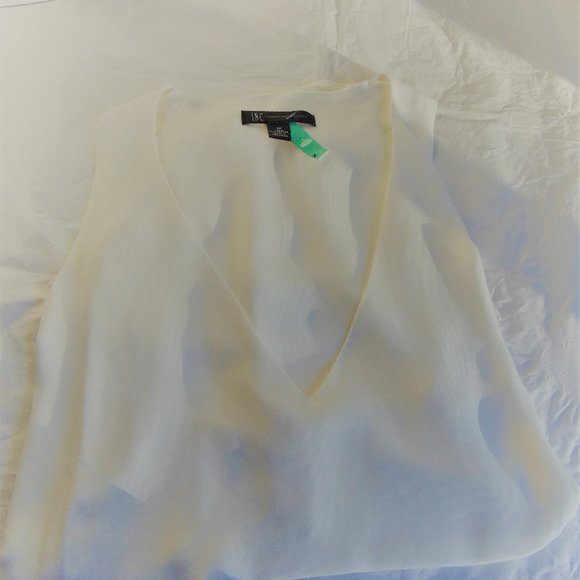 Inc White Sleeveless Chiffon Tank Sz 3X NWT - Picture 3 of 7